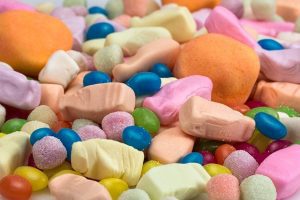 candy-3200857_640