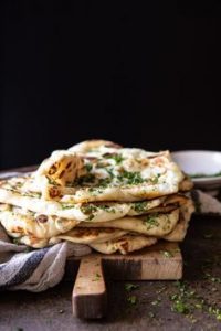 Naan: umeće pravljenja hleba na indijski način! (recept)