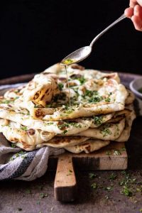 Naan: umeće pravljenja hleba na indijski način! (recept)