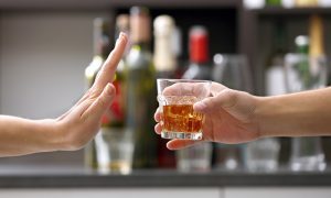 shutterstock_536563018_alcohol